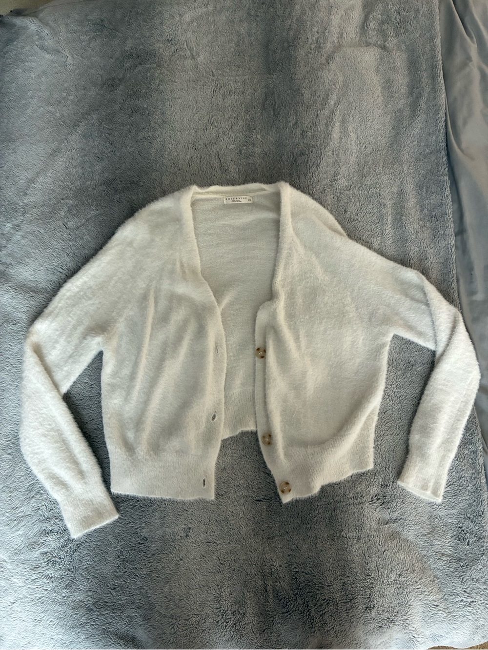 La Vie En Rose Off-White Fuzzy Button-Front Cardigan